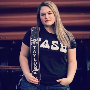 Meet your Posher, Taylor